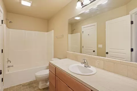 1102 NE Kayak Loop, Bend, OR 97701 photo 21