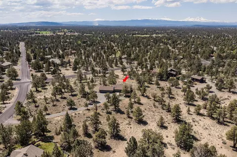 View/Area - 21800 Katie Dr, Bend, OR 97701 photo 3 of 3