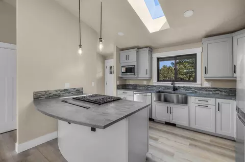 Kitchen - 21800 Katie Dr, Bend, OR 97701 photo 2 of 2
