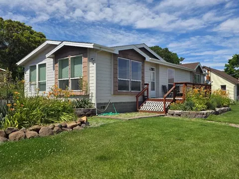 624 Dufur Ave, Maupin, OR 97037