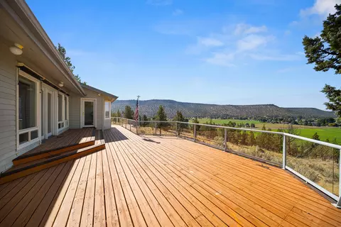 789 NE Wyoming Dr, Prineville, OR 97754