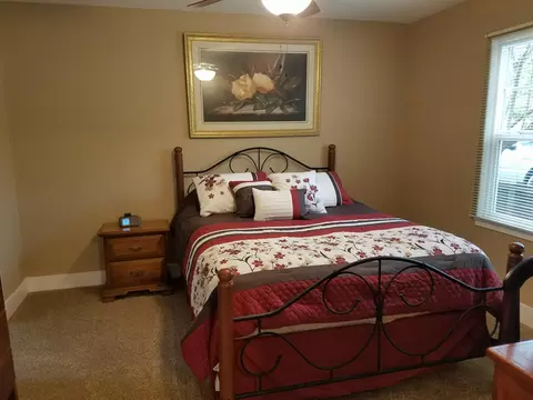 Bedroom - 160 E St, Jacksonville, OR 97530 photo 3 of 5
