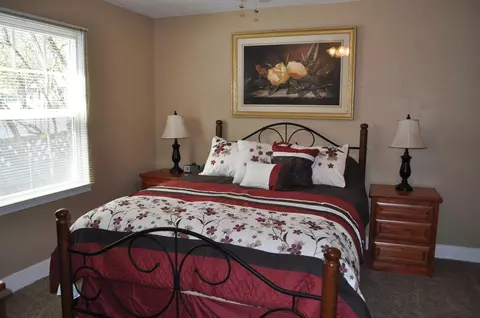 Bedroom - 160 E St, Jacksonville, OR 97530 photo 4 of 5