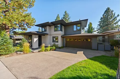 2240 NW Lolo Dr, Bend, OR 97703