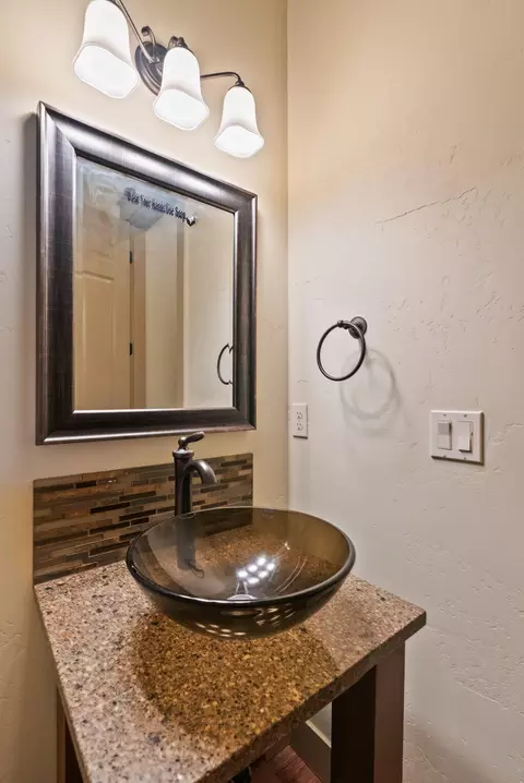 61245 Crescent Ct, Bend, OR 97702 photo 17