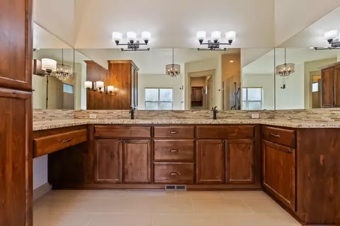 61245 Crescent Ct, Bend, OR 97702 photo 23