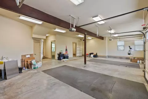 61245 Crescent Ct, Bend, OR 97702 photo 37
