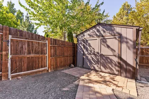 61245 Crescent Ct, Bend, OR 97702 photo 63