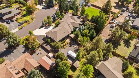 61245 Crescent Ct, Bend, OR 97702 photo 66