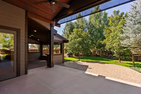 61245 Crescent Ct, Bend, OR 97702 photo 45