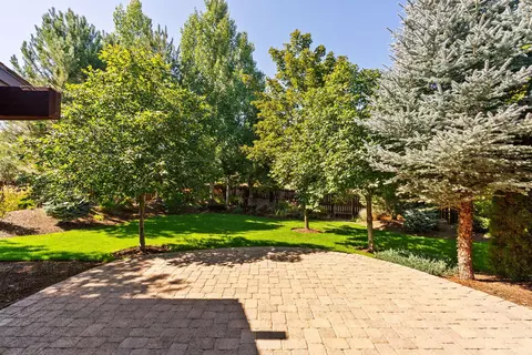 61245 Crescent Ct, Bend, OR 97702 photo 50