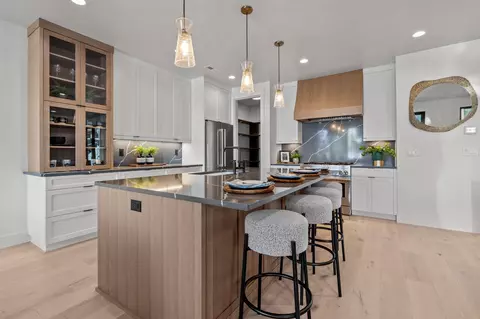 1183 NW Skyline Ranch Rd, Bend, OR 97703