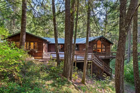 11350 Upper Cow Creek Rd, Azalea, OR 97410