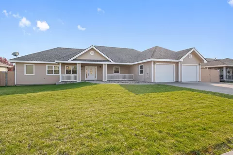 6324 Altadena Dr, Klamath Falls, OR 97603
