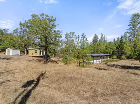 Exterior - 798 Covered Bridge Rd, Rogue River, OR 97537 photo 13 of 17