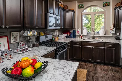 Kitchen - 2949 NE Flagstone Ave, Bend, OR 97701 photo 1 of 1