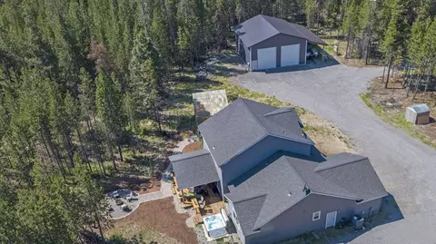 55100 Tamarack Rd, Bend, OR 97707