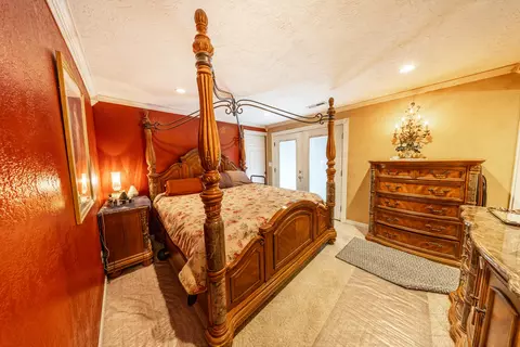Bedroom - 1121 Yeust Rd, Azalea, OR 97410 photo 2 of 3