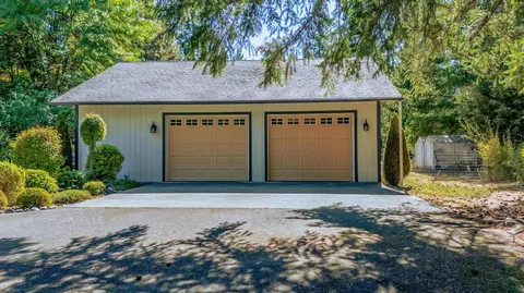 Exterior - 1121 Yeust Rd, Azalea, OR 97410 photo 2 of 27