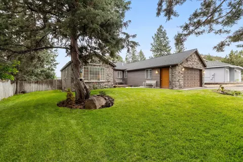 1622 NE Parkridge Dr, Bend, OR 97701