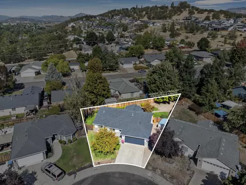 View/Area - 23 Blue Heron Ct, Eagle Point, OR 97524 photo 1 of 7