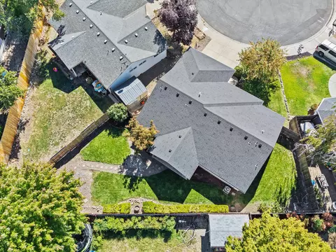 View/Area - 23 Blue Heron Ct, Eagle Point, OR 97524 photo 5 of 7