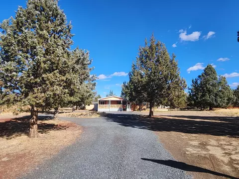 8409 SW Homestead Pl, Terrebonne, OR 97760