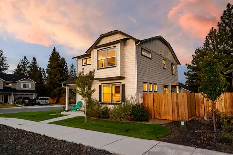 1705 W Williamson Ave, Sisters, OR 97759