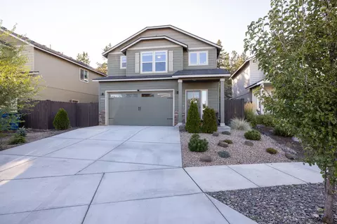 2975 NE Quiet Canyon Dr, Bend, OR 97701
