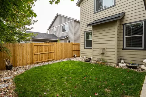 62825 NE Cranbrook Pl, Bend, OR 97701 photo 35