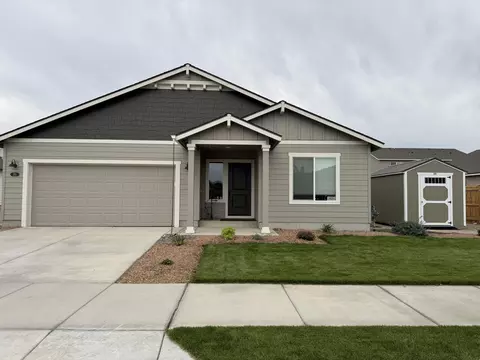 265 NW Par Ave, Madras, OR 97741