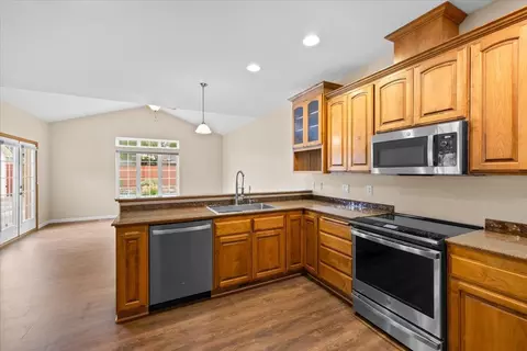 802 Ridgeway Ave, Central Point, OR 97502 photo 4