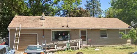 620 Ray Ln, Ashland, OR 97520