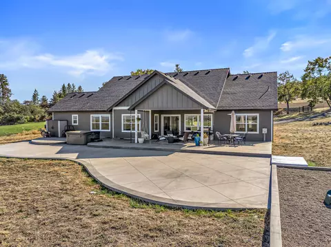 4228 Old Stage Rd, Central Point, OR 97502 photo 27