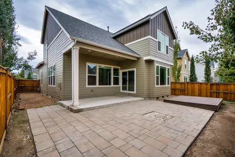 Exterior - 20488 SE Byron Ave, Bend, OR 97702 photo 3 of 3