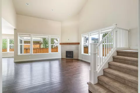 Living - 20488 SE Byron Ave, Bend, OR 97702 photo 7 of 7