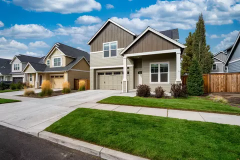 Exterior - 20488 SE Byron Ave, Bend, OR 97702 photo 2 of 3