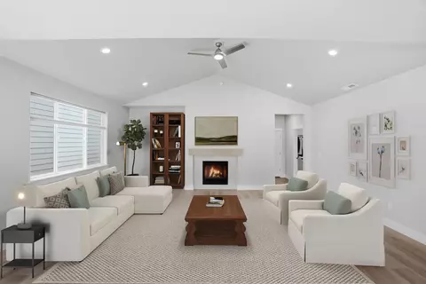 Living - 3958 NE Oakside Loop, Bend, OR 97701 photo 1 of 2