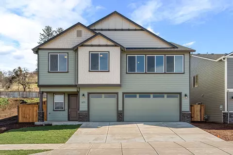 671 Old Waverly Way #21, Eagle Point, OR 97524