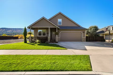 2944 SE Triangle Outfit Dr, Prineville, OR 97754