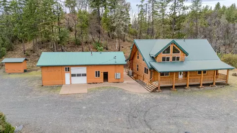 4015 Indian Creek Rd, Shady Cove, OR 97539