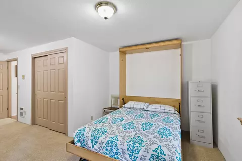 Bedroom - 59895 Cheyenne Rd, Bend, OR 97702 photo 1 of 5