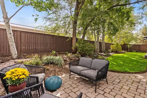 Exterior - 61160 Hilmer Creek Dr, Bend, OR 97702 photo 6 of 13