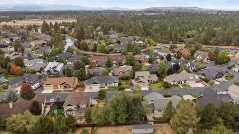 View/Area - 61160 Hilmer Creek Dr, Bend, OR 97702 photo 7 of 17