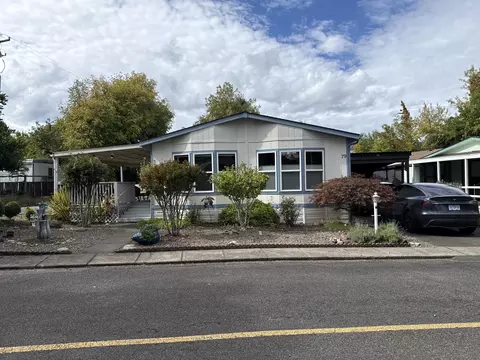 1055 N 5th St UNIT 79, Jacksonville, OR 97530
