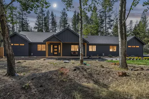 15943 Cascade Ln, La Pine, OR 97739