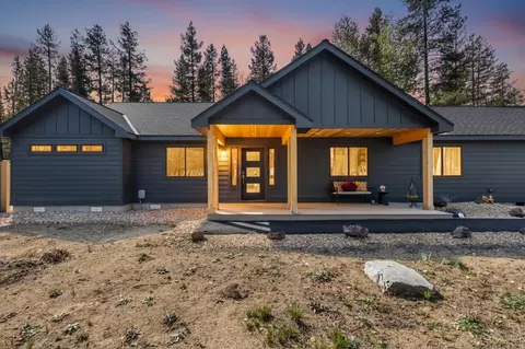 15943 Cascade Ln, La Pine, OR 97739