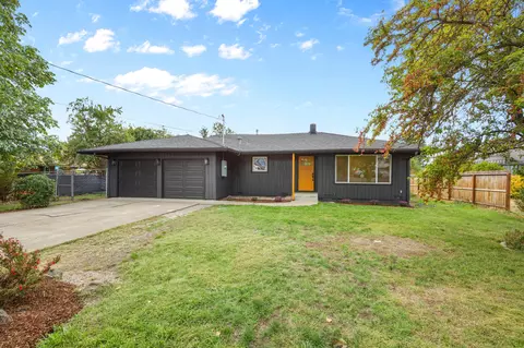 872 Morrison Ave, Medford, OR 97504
