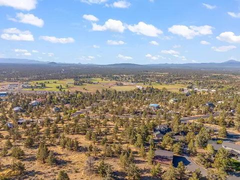 65140 78th St, Bend, OR 97703 photo 42