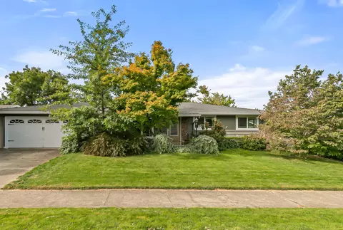 1417 Larkspur Ave, Medford, OR 97504